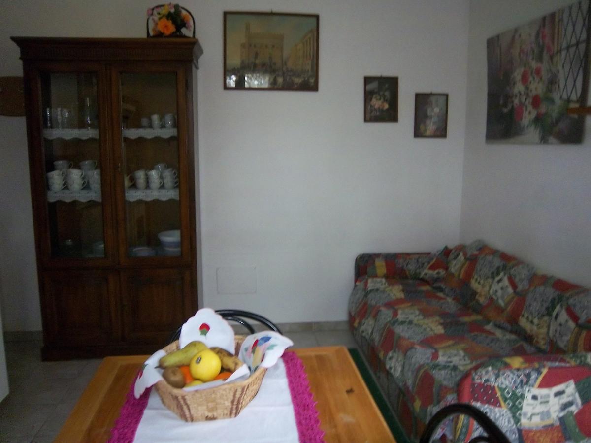 Agriturismo Villa Mozart Nel Verde Gubbio Buitenkant foto