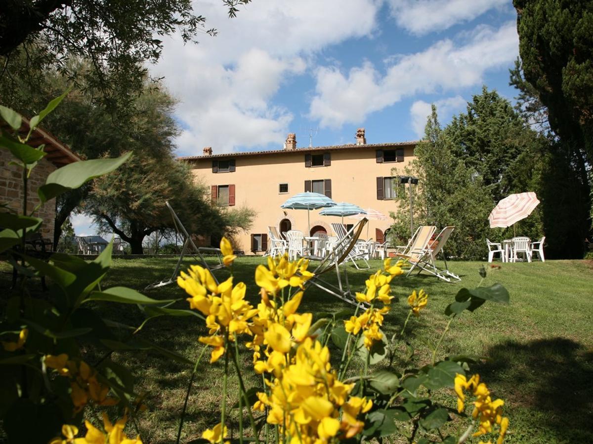 Agriturismo Villa Mozart Nel Verde Gubbio Buitenkant foto